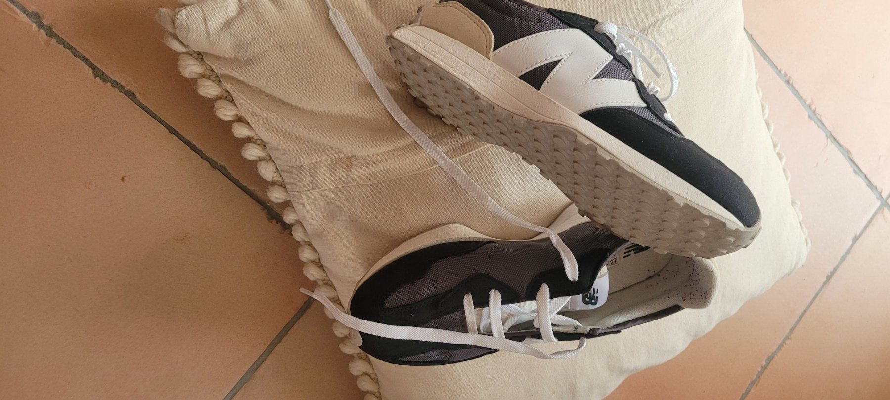New Balance Scarpe da uomo: new balance 38 comme neuve – Usato da Echallens venduto da frimousse2008 1