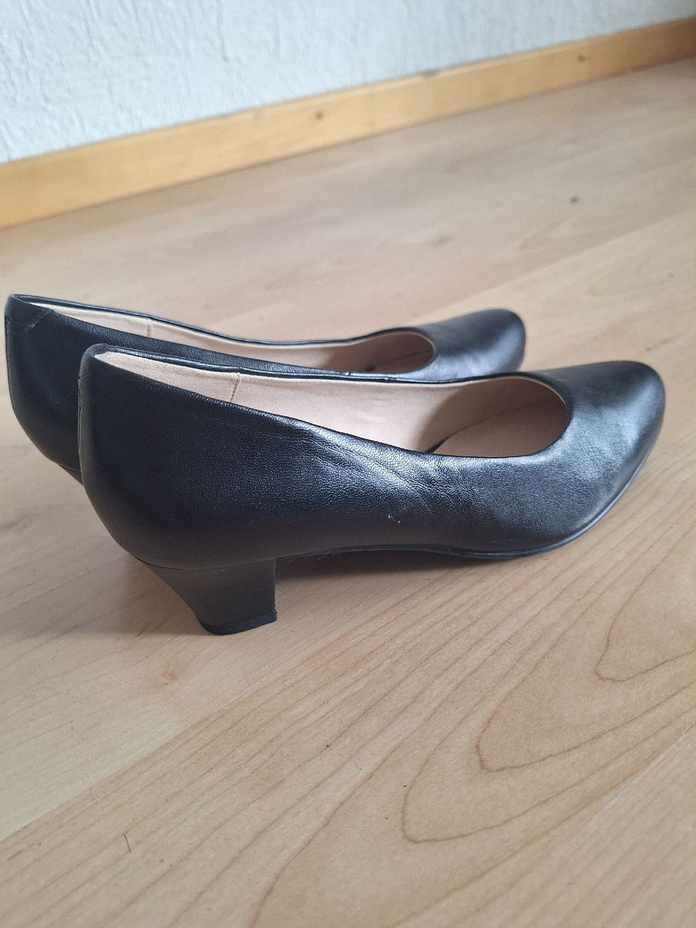 Scarpe da donna: Schwarze Pumps, Gr. 38 – Usato da Zürich venduto da Zelda14 2