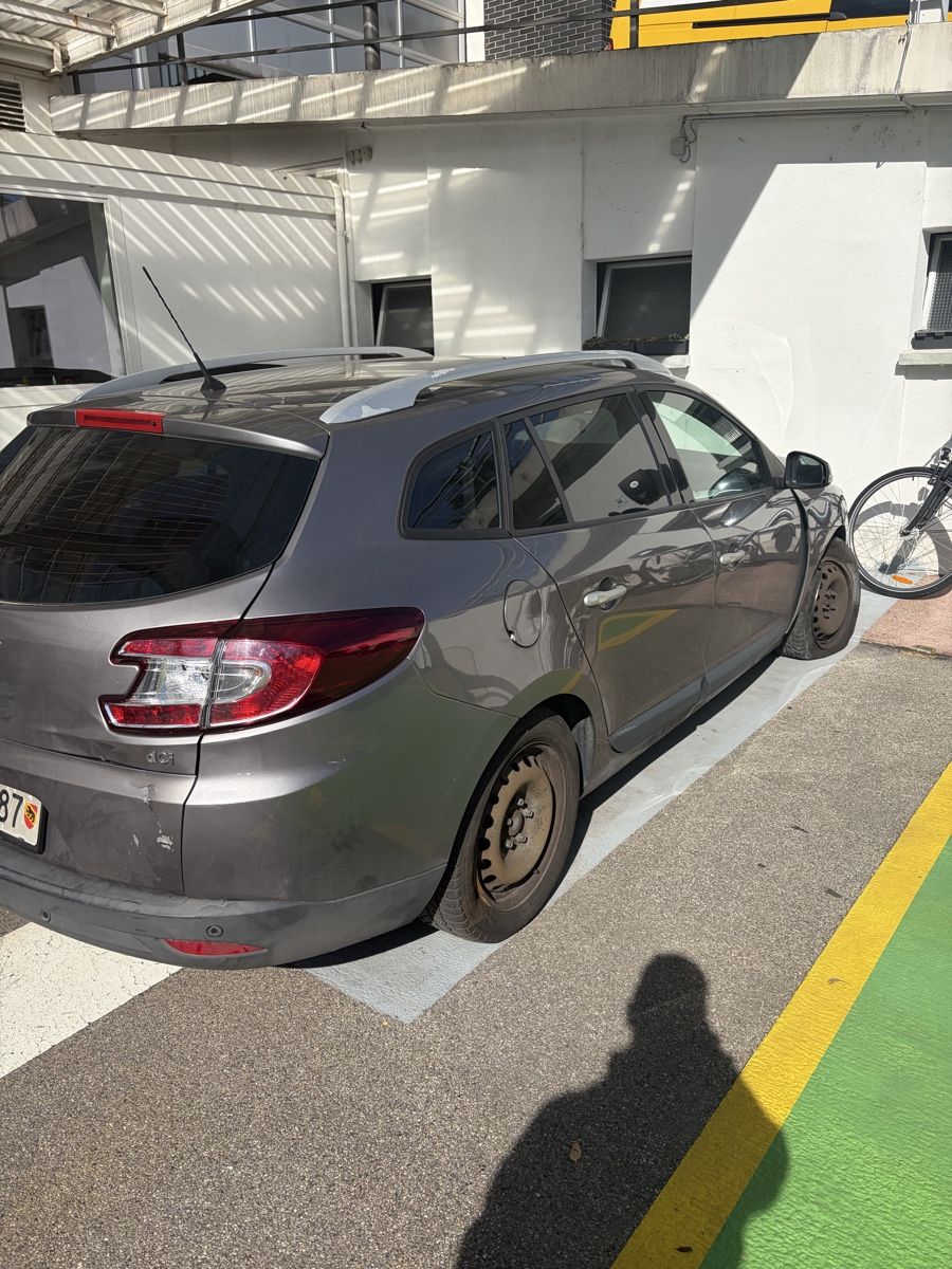 Renault Autos: Mégane 1.5dci – D'occasion à Biel/Bienne par yli_7p75 5