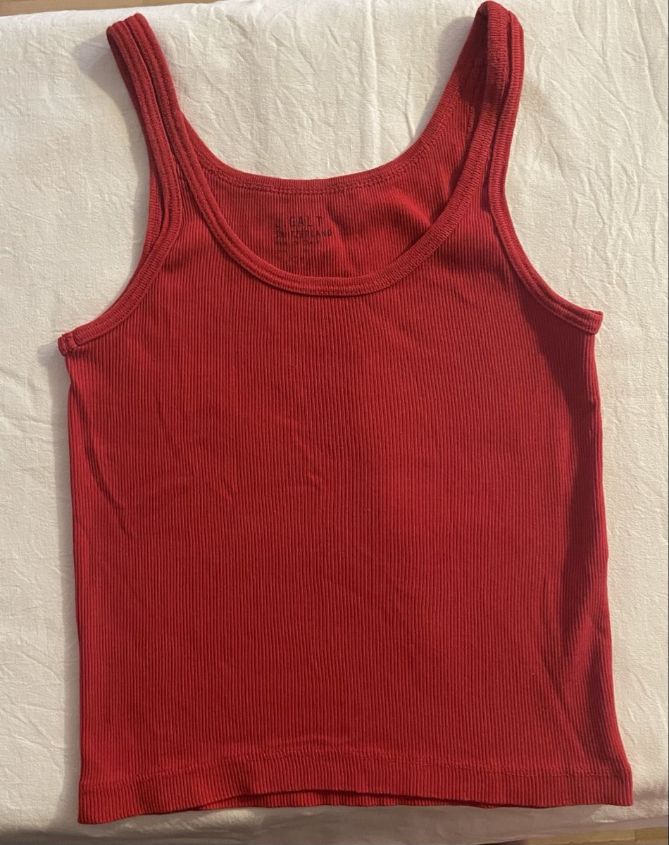 Top: Rotes Tanktop, gerippt – Usato da Basel venduto da noee_joset