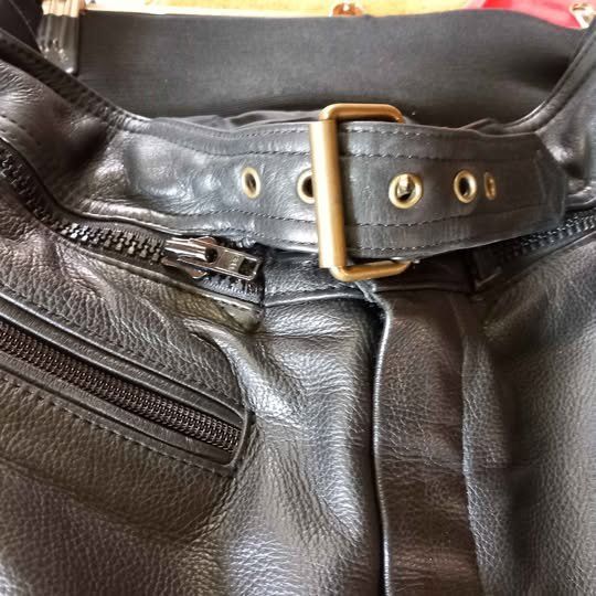 IXS Pantaloni: Motorradhose IXS Grösse 52 – Usato da Hochwald venduto da motowear-secondhand 4