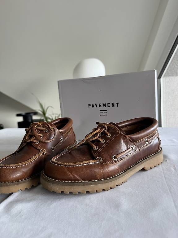 Herrenschuhe: PAVEMENT Lederschuhe  Braun – Neu und originalverpackt aus Schlieren von gue_m9qk 2