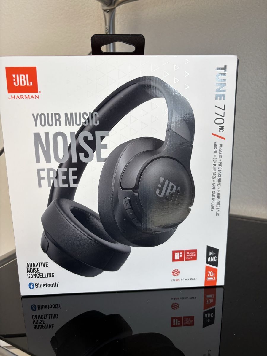 JBL Cuffie: 2 Stück JBL Tune 770 Kopfhörer – Usato da Zihlschlacht venduto da RscC_4-1-7-3