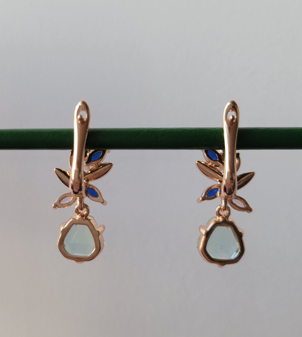 Orecchini pendenti & Orecchini a lobo: Jolies boucles d'oreilles pendantes multicolore  – Nuovo (secondo la descrizione) da Bernex venduto da Dariafr 6