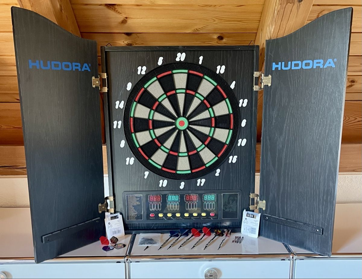 Dart: Elektronische Dartscheibe Hudora – Gebraucht aus Greifensee von ise_l62r 2