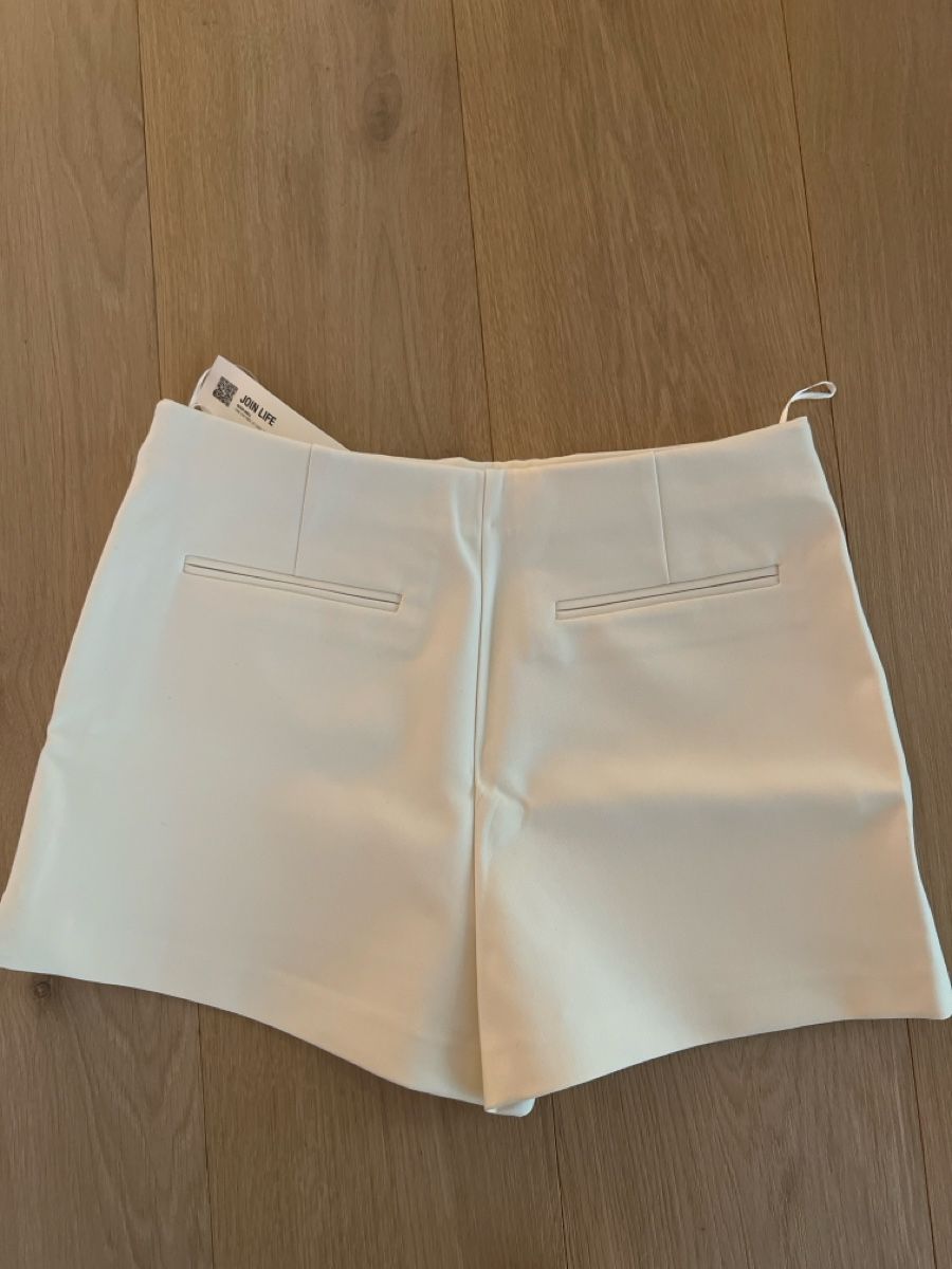 Lotti di vestiti: Drei Damen Shorts – Usato da Rorschach venduto da zlatokosa85 2
