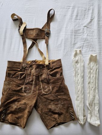 Traditional Lederhosen – Size M/L + White Oktoberfest Socks