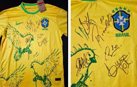 Trikot Autogramm Ronaldinho, Rivaldo, Maicon, Rafinha Brazil