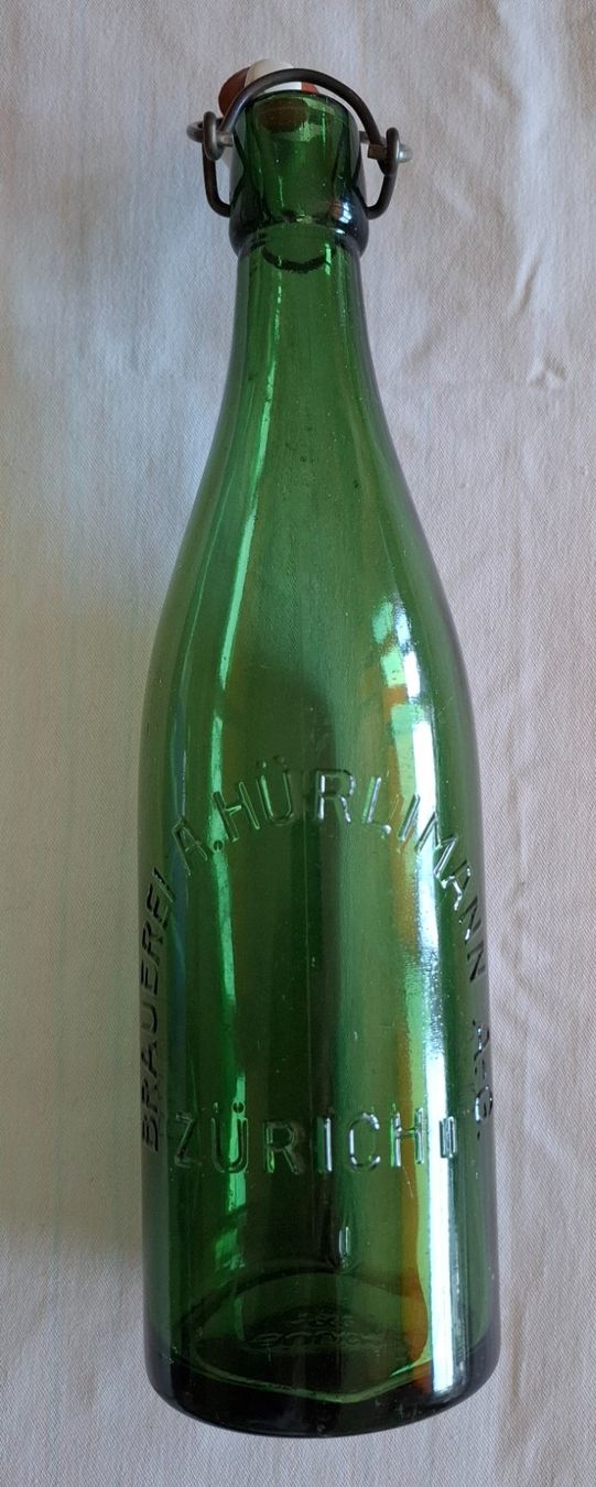 Hürlimann Gläser, Krüge & Flaschen: Bierflasche Hürlimann Bier ca. 1932 – Gebraucht aus Wil SG von Clanx