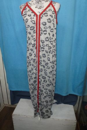 LEO KLEID OHNE ARM MIT SILBERANTEILEN GR M GRAU LEO ROT SILB