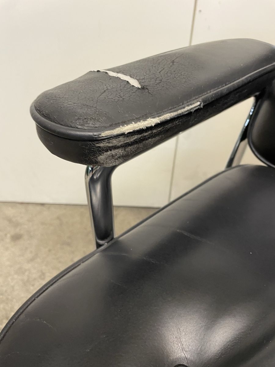 Eames Fauteuils: Vitra Eames Lobby Chair ES 104  – D'occasion à Basel par M.Secondhand 5