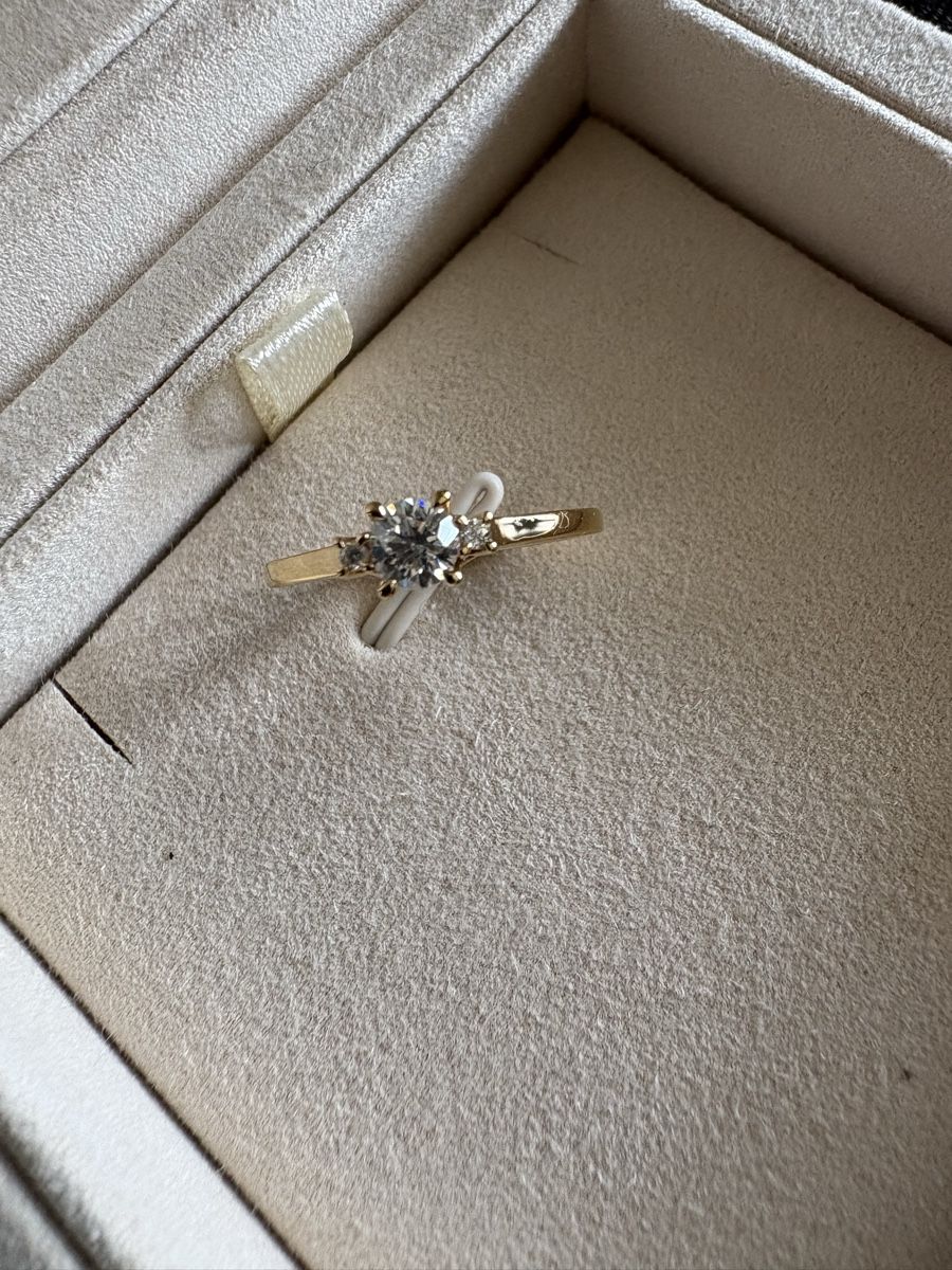 Anelli: Gelbgoldring 0.27ct lab grown Diamanten – Nuovo (secondo la descrizione) da Fehren venduto da Frischki 1