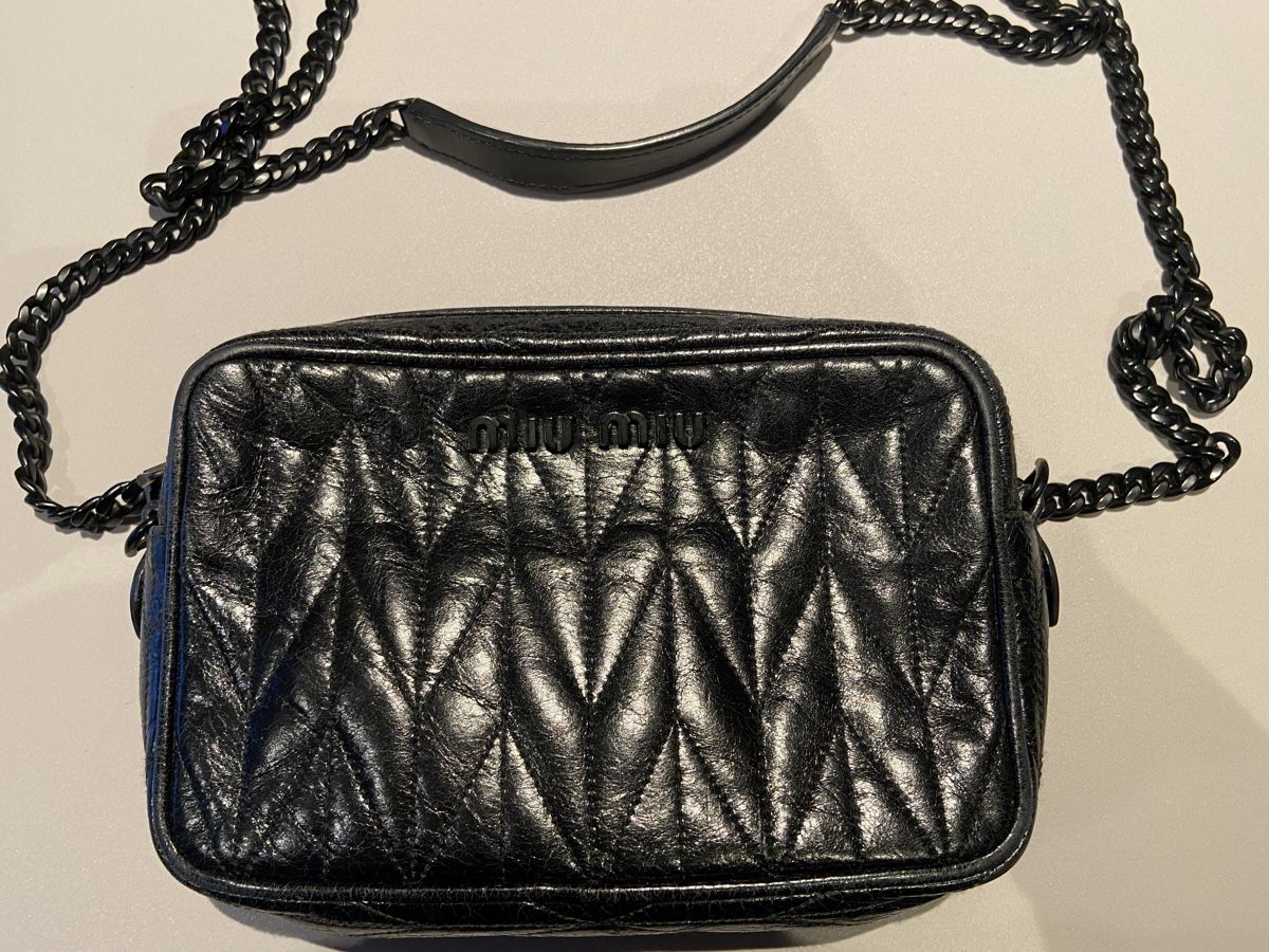 Miu Miu Borse da donna: Miu Miu caméra bag – Usato da Ecuvillens venduto da garrig