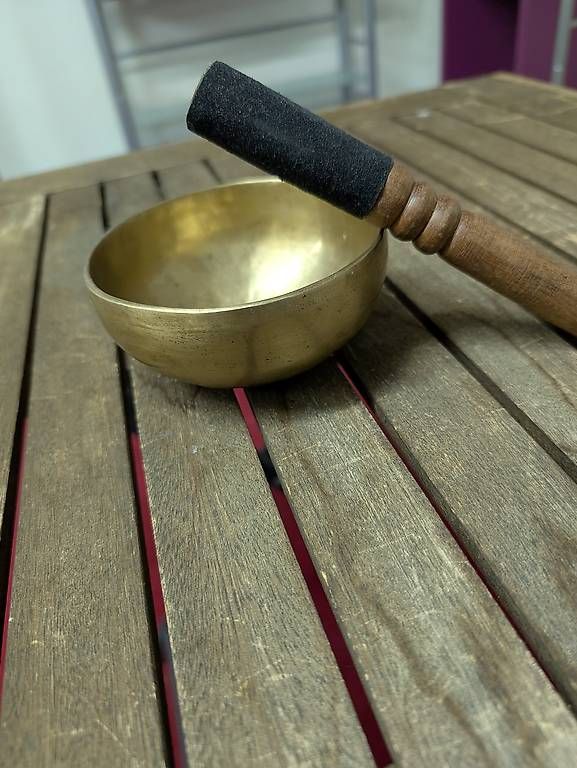 Strumenti musicali: Bol chantant tibétain 12 cm  – Usato da Chavornay venduto da bealil