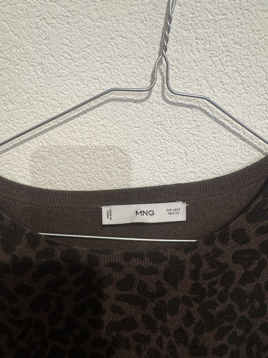 Mango Pullover & Sweatshirts: Pullover Leoprint Mango Size S – Gebraucht aus Muri b. Bern von ann_g287 2