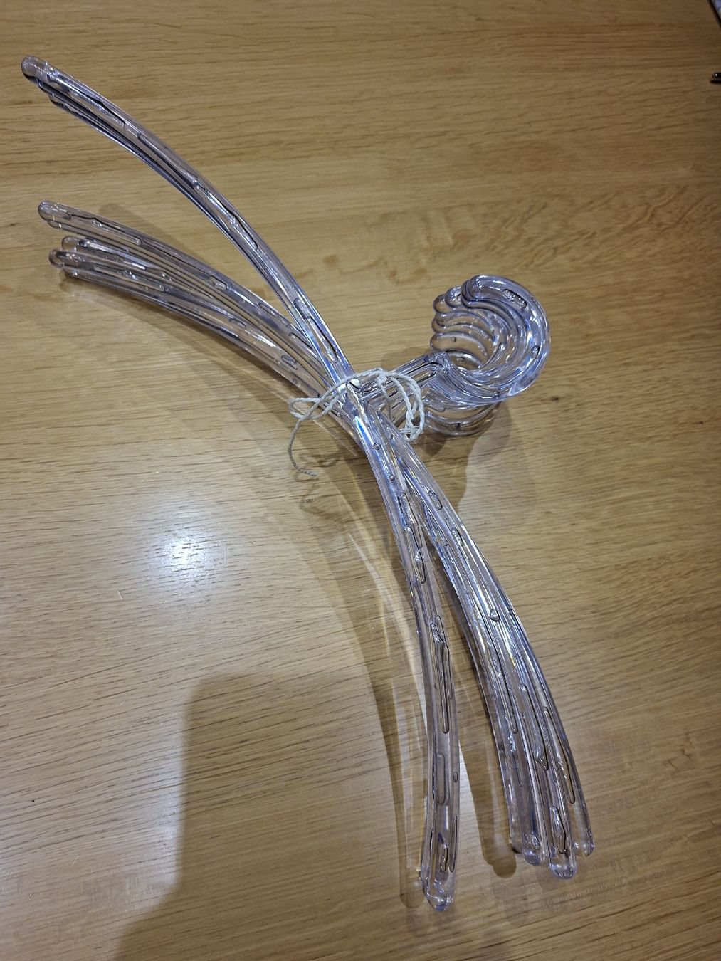 Kleiderbügel: 9 Kleiderbügel transparent, neuwertig – Gebraucht aus Kappel SO von Alaska1313 1