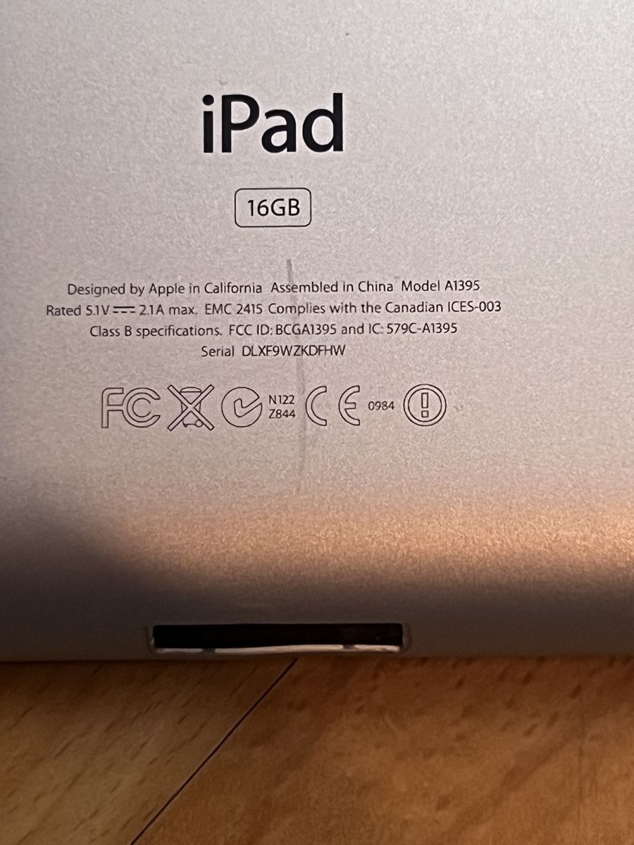 Apple Tablet PC: 3 Apple iPad – Difettoso da Bulle venduto da Sammobil 3