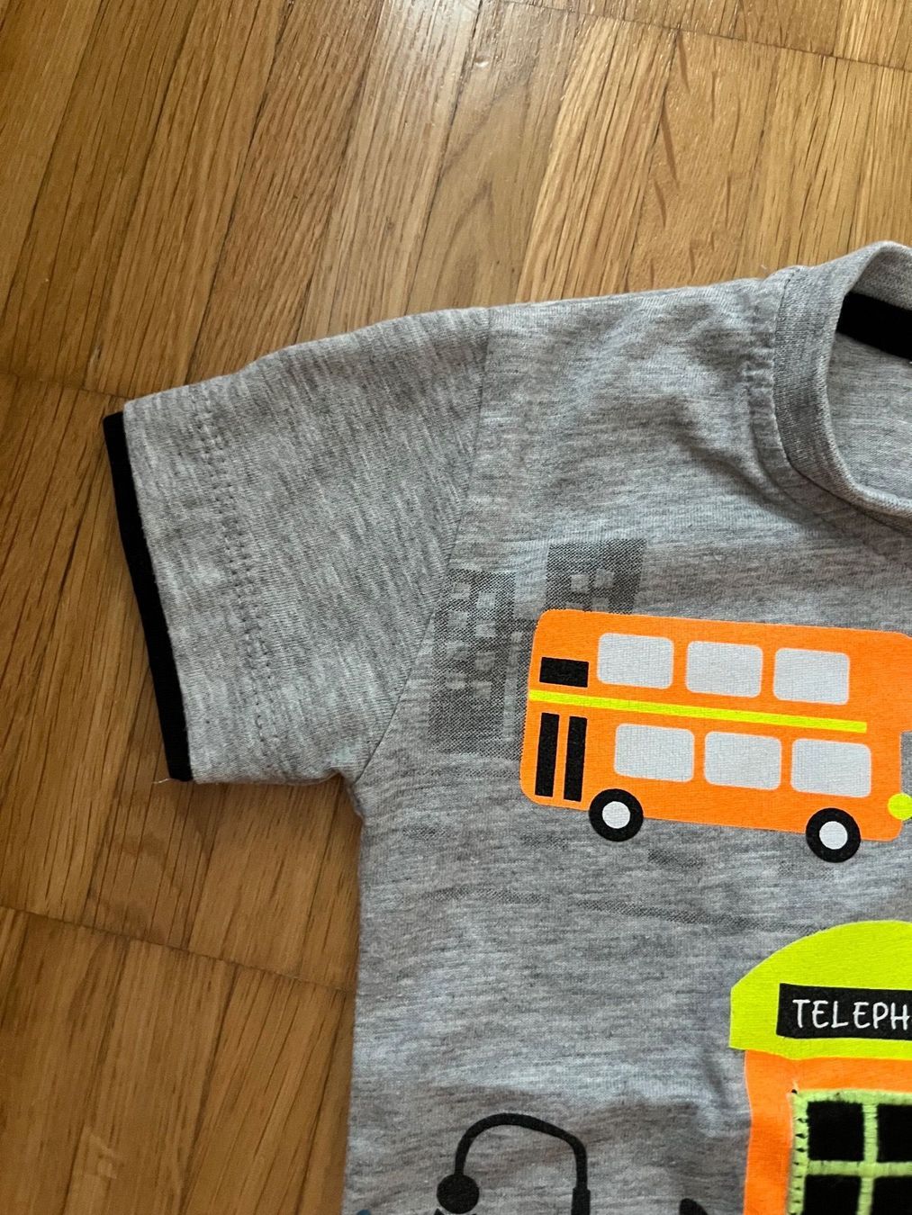 Chemises, Tops & T-shirts: T-Shirt Gr. 74/80 – D'occasion à Jona par Good_luck1_ 2