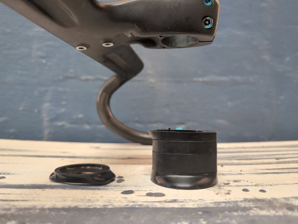 Pièces détachées: Monocoque Lenker – D'occasion à Zürich par Jonatan67 3