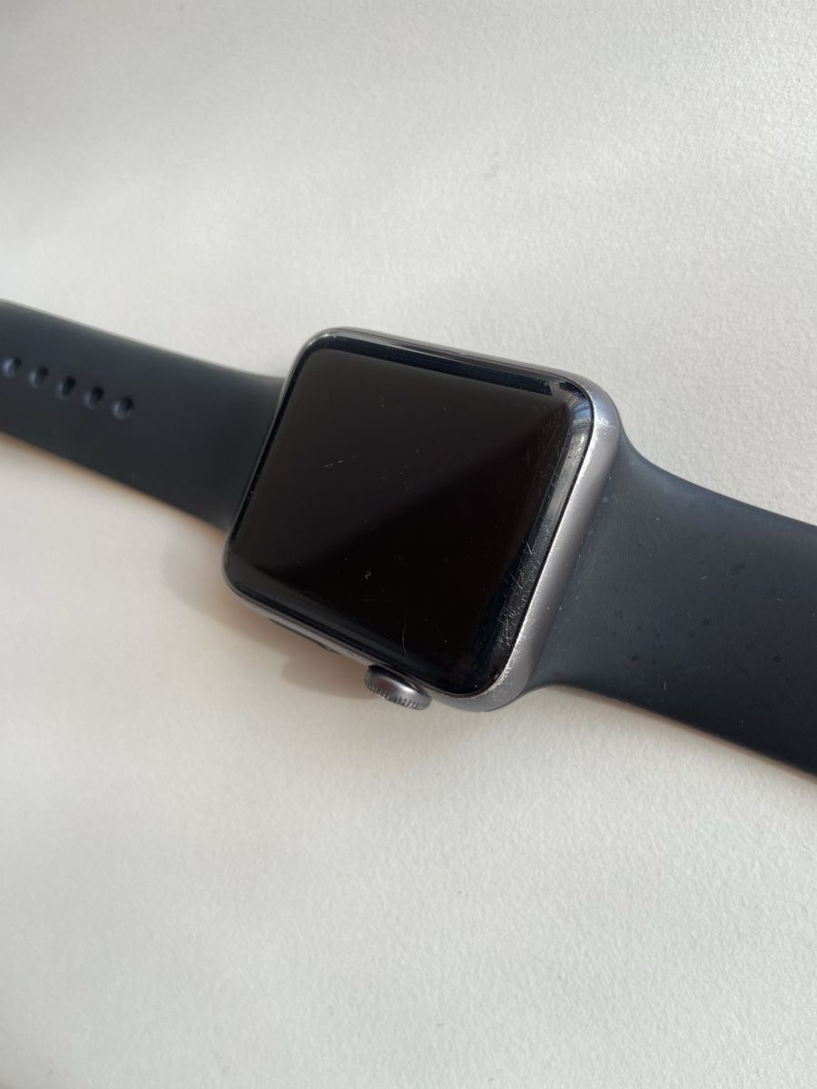 Apple Smartwatch: Apple Watch Series 3, 42mm, Schwarz – Gebraucht aus Zürich von ansch13 1