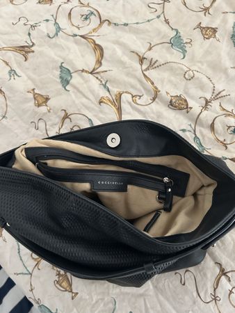 Borsa Coccinelle pelle nera usata buone condizioni