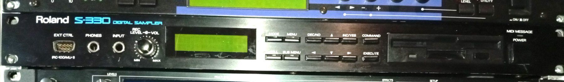 Roland Musikinstrumente: Sampler Roland S 330 – Gebraucht aus Zénauva von Alois6