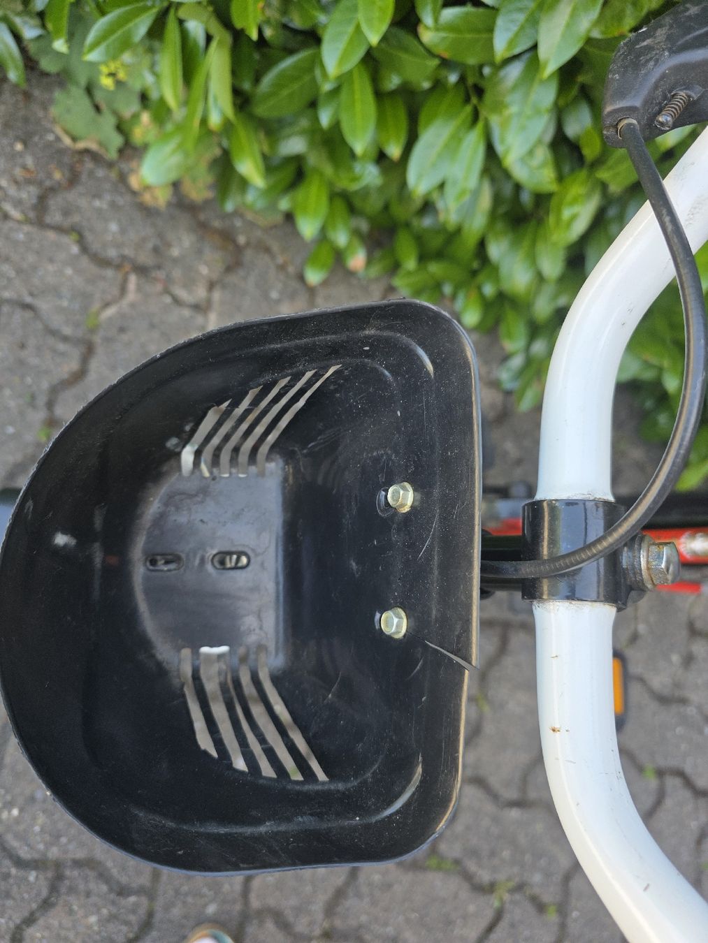 Vélos: Rotes Kinderfahrrad  – D'occasion à Niederscherli par Pemela 7