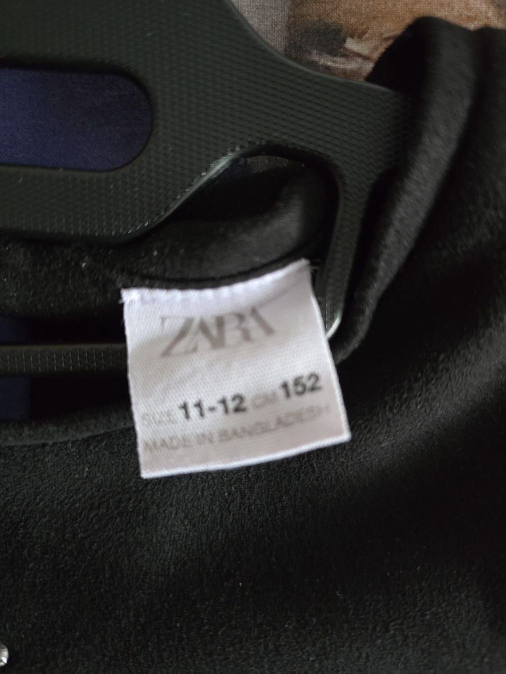 Vestiti & Gonne: ZARA Kleid Mädchen, schwarz, Grösse 152, neu – Nuovo (secondo la descrizione) da St.Gallen venduto da Avena135 2