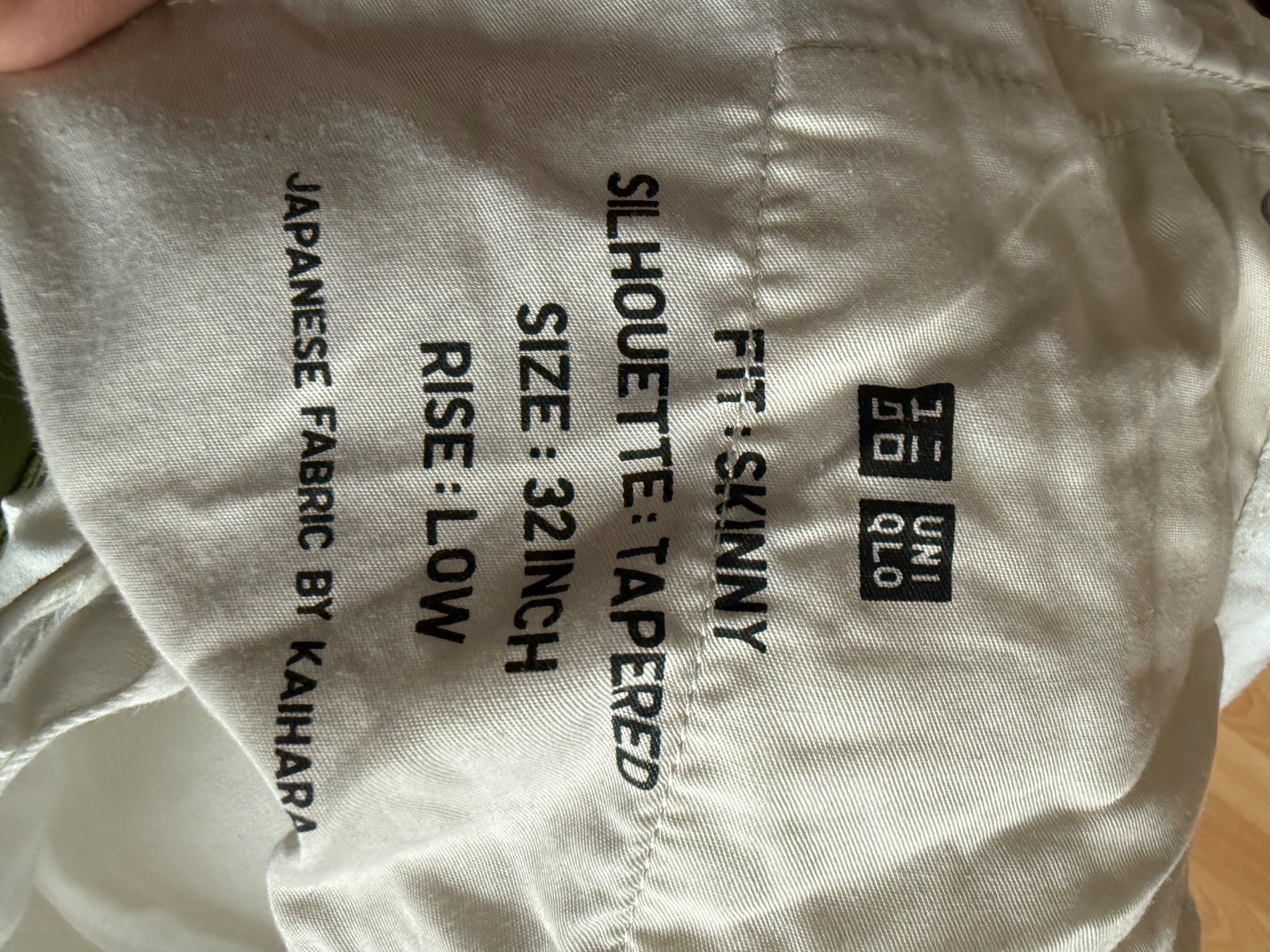Uniqlo Jeans: Weisse Jeans, Gr. 32, Top Zustand – Usato da Birmensdorf ZH venduto da T_Richard 5