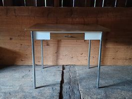 Resopal Tisch und Stühle