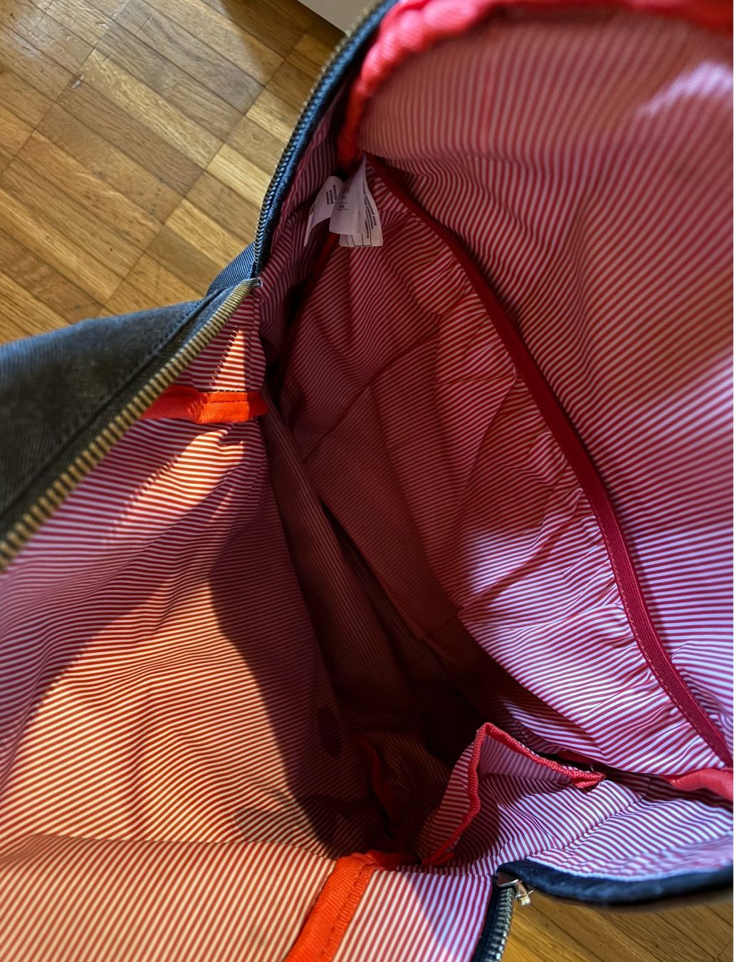 Herschel Rucksäcke: Sac à dos Herschel noir – Gebraucht aus Athenaz (Avusy) von j.bussinger 4