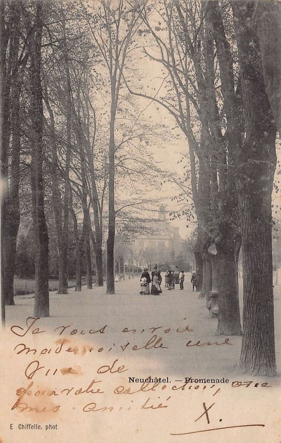 Cartoline postali: Neuchâtel, Promenade, animée, circulée 1900 – Usato da Frauenfeld venduto da POML
