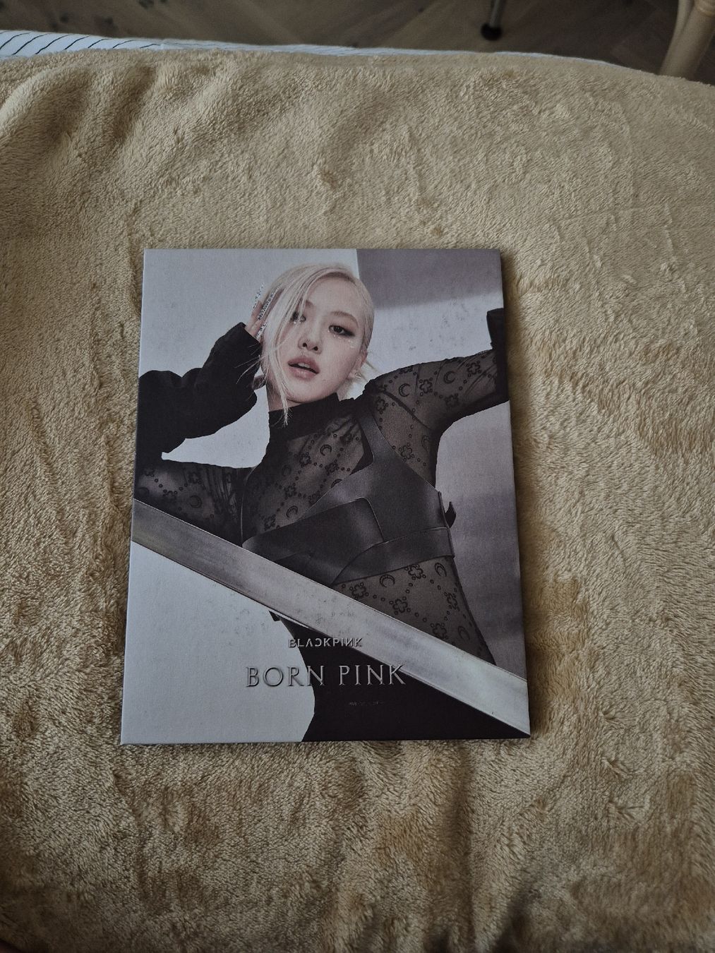 CD: Blackpink - Born Pink Rosé Digipack – Nuovo (secondo la descrizione) da Beinwil am See venduto da noeliaz14