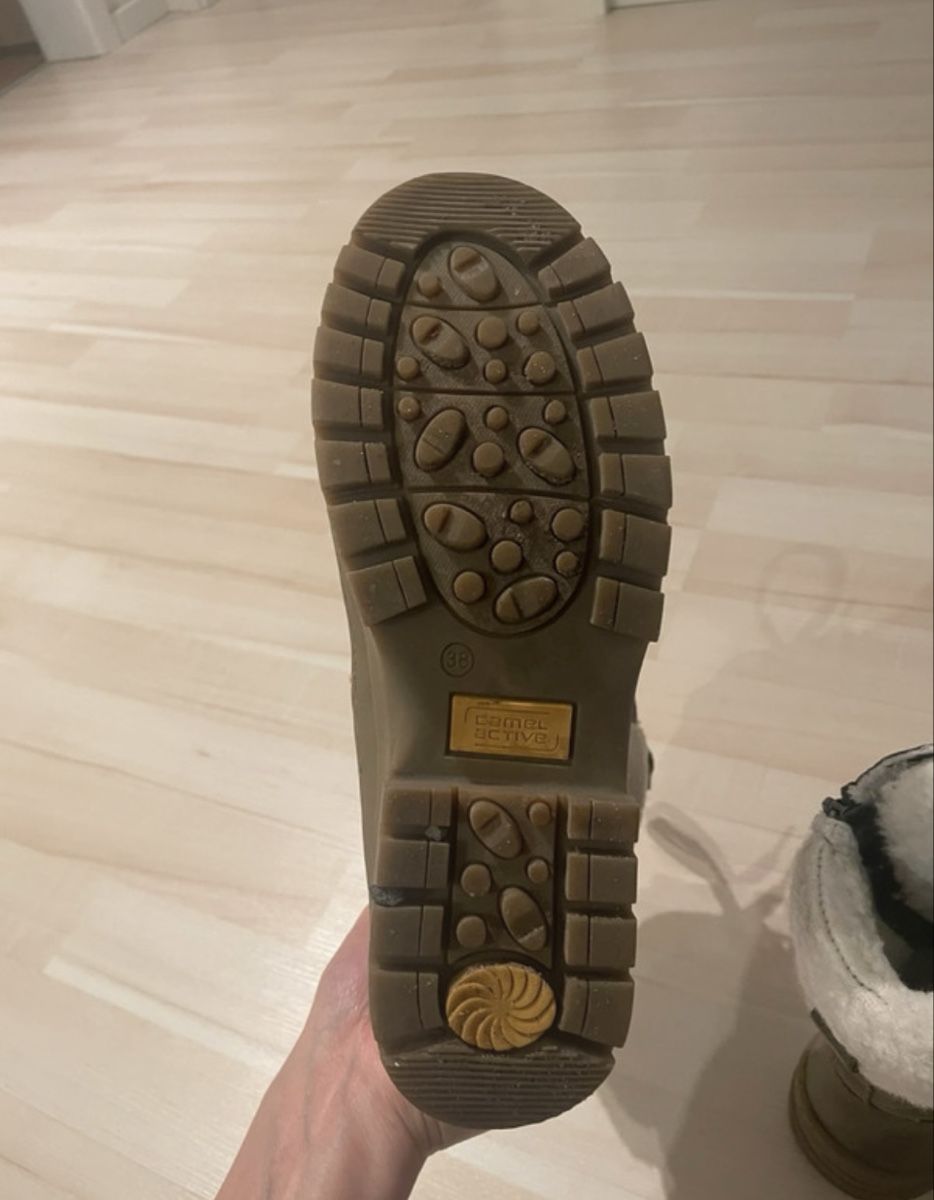 Camel Scarpe da donna: Winter Boots with Wool – Usato da Dübendorf venduto da guo_xr78 3