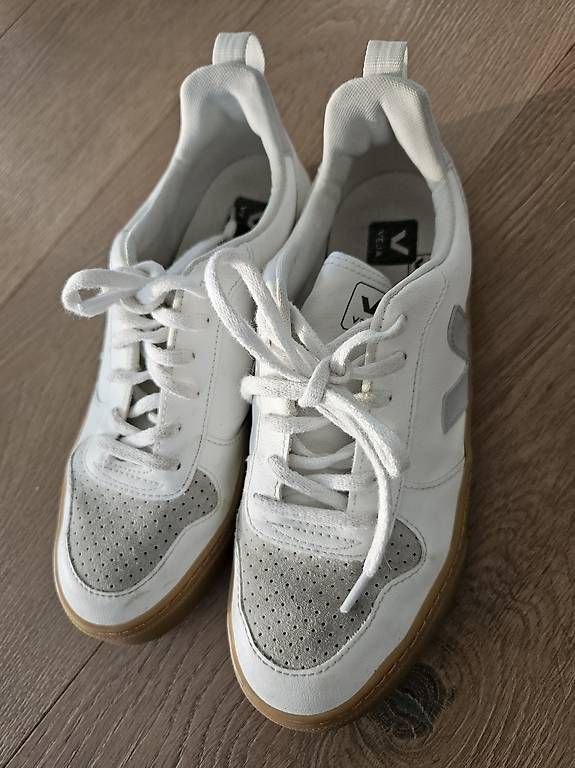 Veja Scarpe da uomo: Veja Gr 37 – Usato da Altendorf venduto da svenny2027