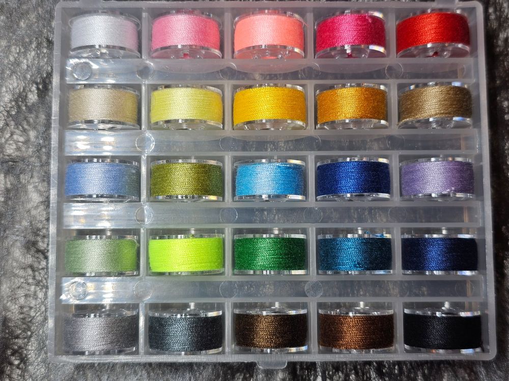 12 Knäuel Metallic-Stickgarn Set - Glänzender Polyesterfaden Für Freundschaftsarmbänder & DIY