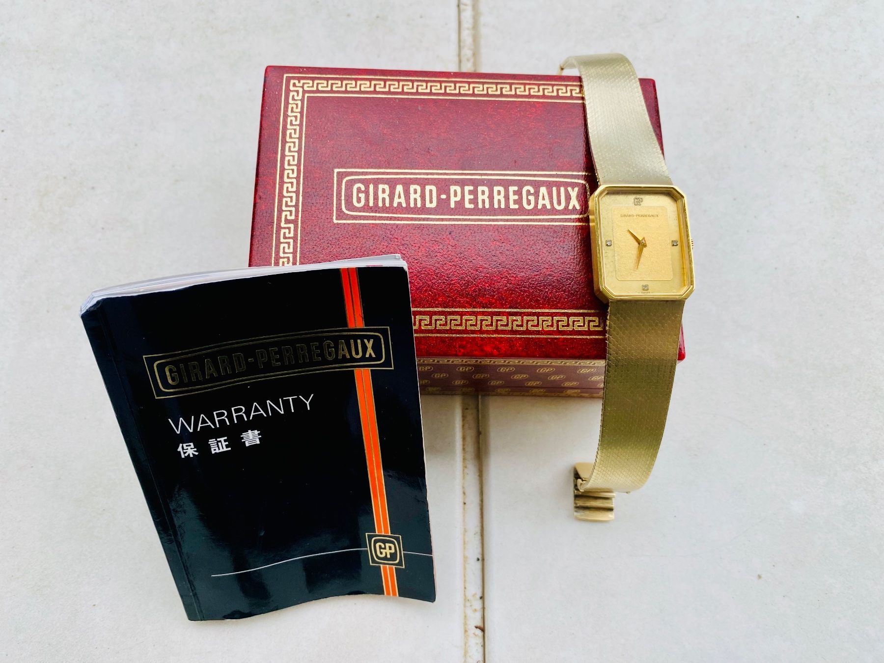 Girard-Perregaux Orologi: Girard Perregaux Tank full integrated strap - Full Set Rare – Usato da Küsnacht ZH venduto da Pedramy 1