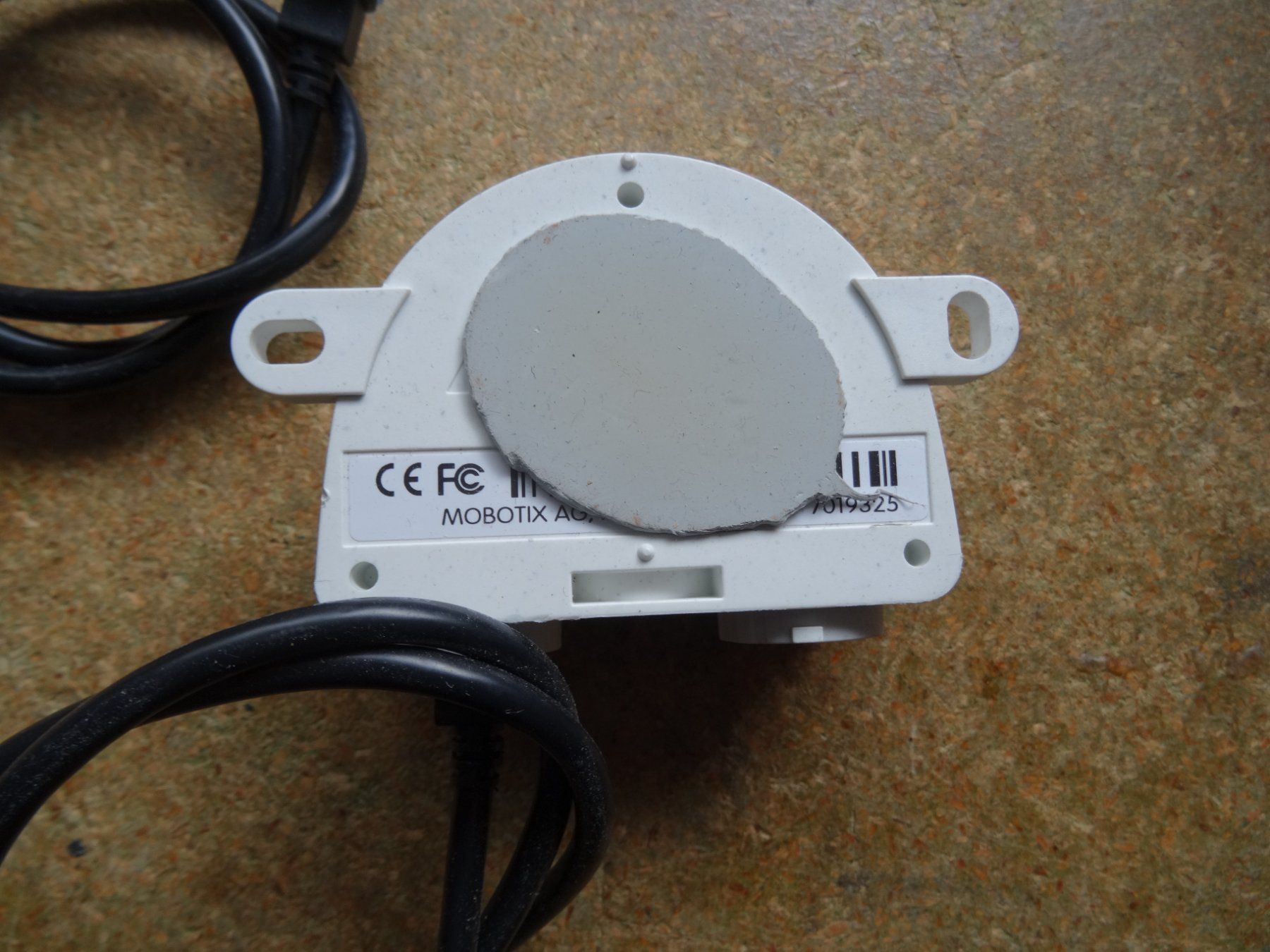 Componenti elettronici: MOBOTIX MX-OPT-RS1-EXT MX-232-IO-Box – Usato da Lupfig venduto da JUTA09 1