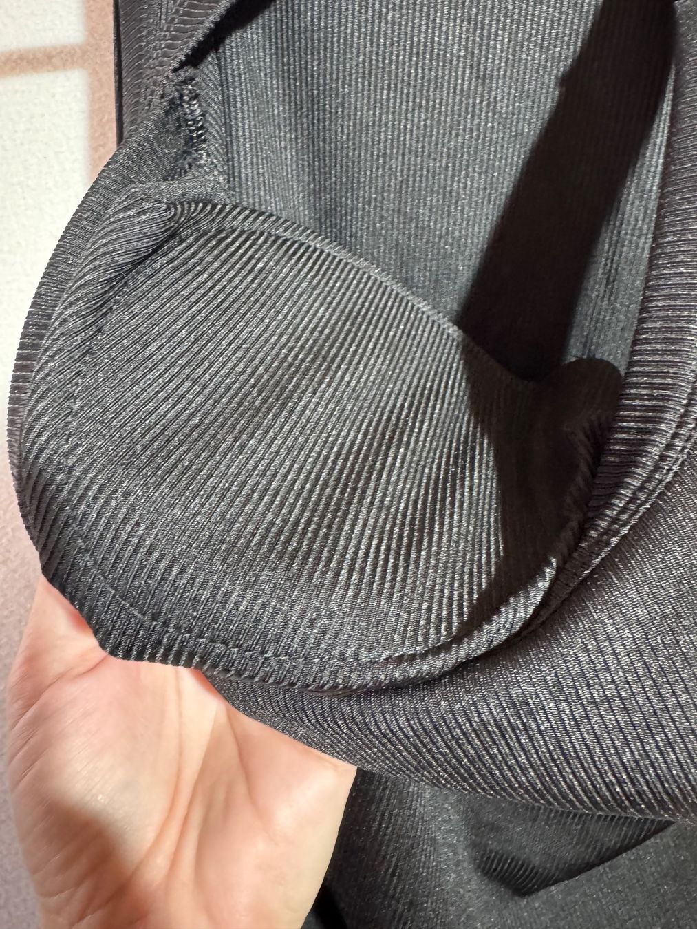Tops: Schwarzes basic mit eingenähten Cups Gr. XL – Gebraucht aus Grosswangen von second_hand_dress 2