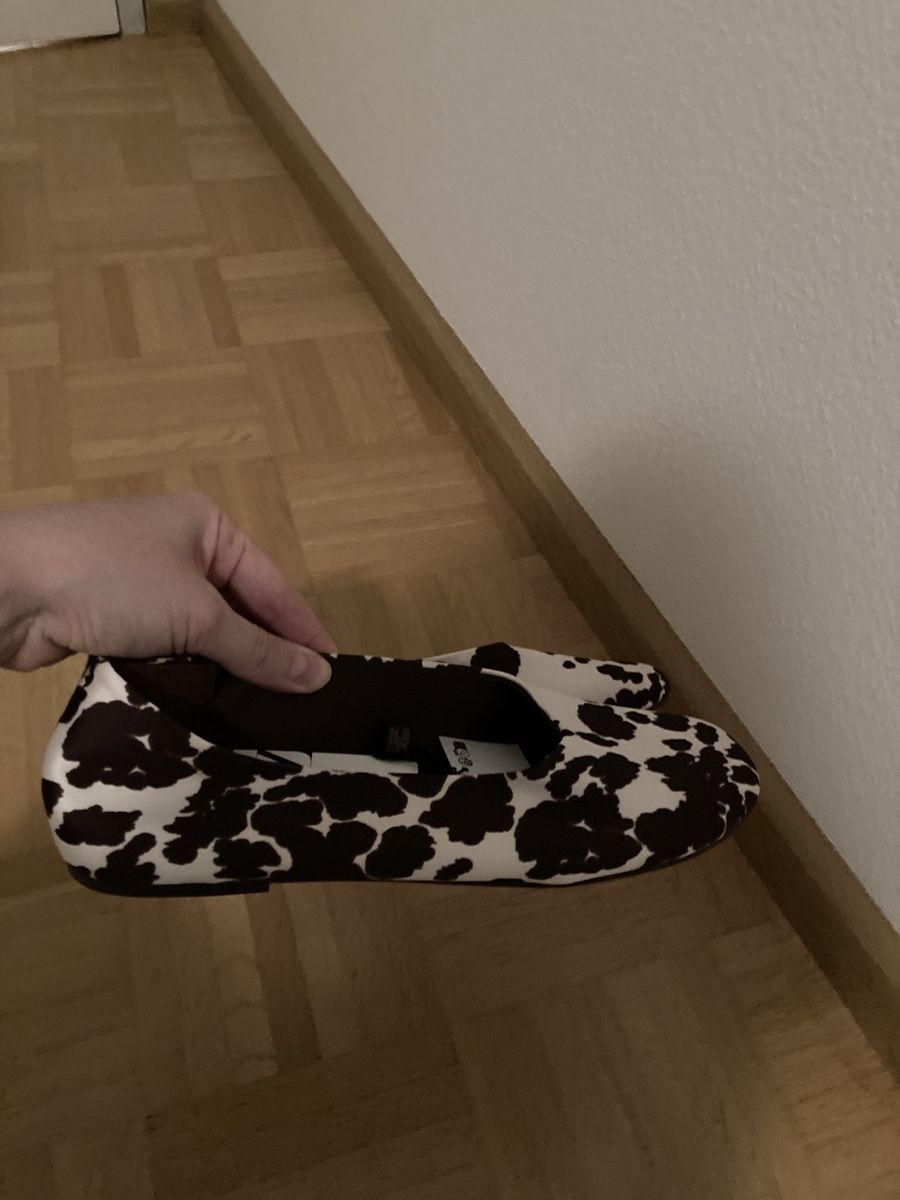 Zara Scarpe da donna: Fabrik-Ballets mit Tiermuster – Nuovo e nell'imballaggio originale da Allschwil venduto da eyl_bb8q 2