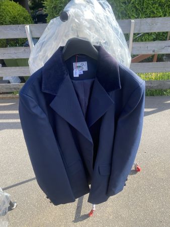 Superbe veste d'équitation bleu marine, taille 46, neuve