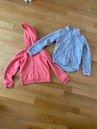 Fleecejäckli und Jäckli Mädchen Gr. 128