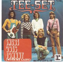 Tee set -  there goes johnny