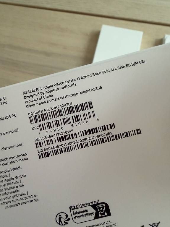 Apple Smartwatch: neue ungeöffnete Apple Watch Series 11 rosa e-SIM – Neu und originalverpackt aus Meilen von shiftgirl 2