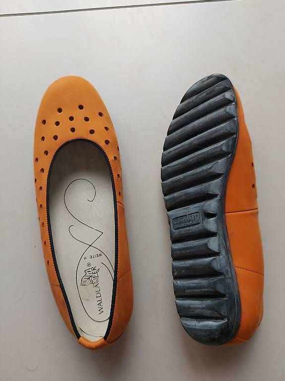 Scarpe da donna: Waldläufer Slipper – Usato da Altnau venduto da Brumm 1