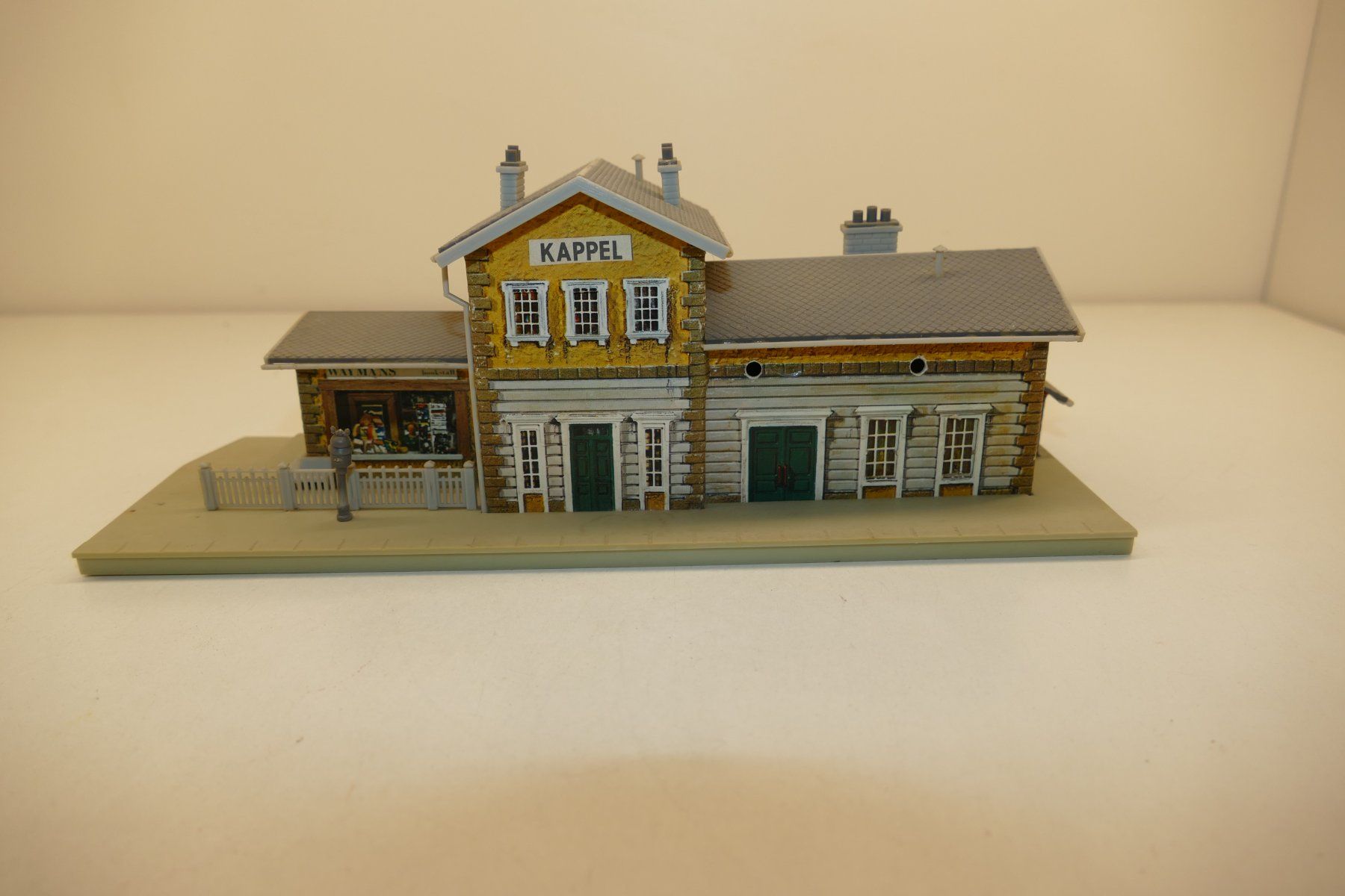 Faller Modelleisenbahnen: Faller combi kids H0: Bahnhof Kappel – Gebraucht aus Niederhasli von rail-duerst 2