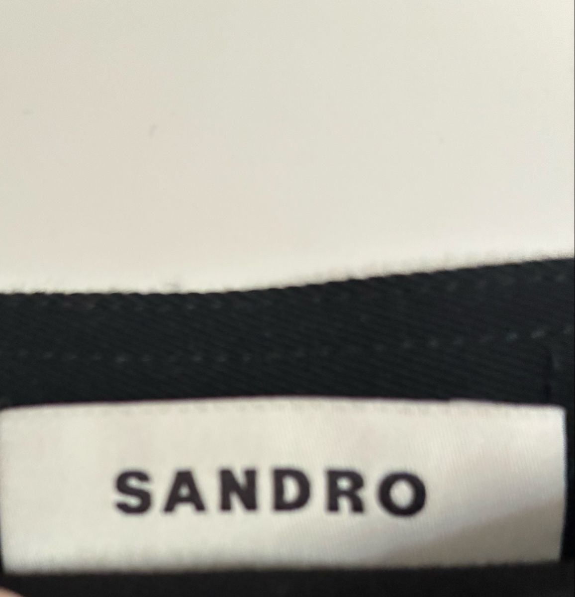 Sandro Gonne: Jupe longue plissée, Sandro, noire – Nuovo (secondo la descrizione) da Petit-Lancy venduto da chlocielo 1
