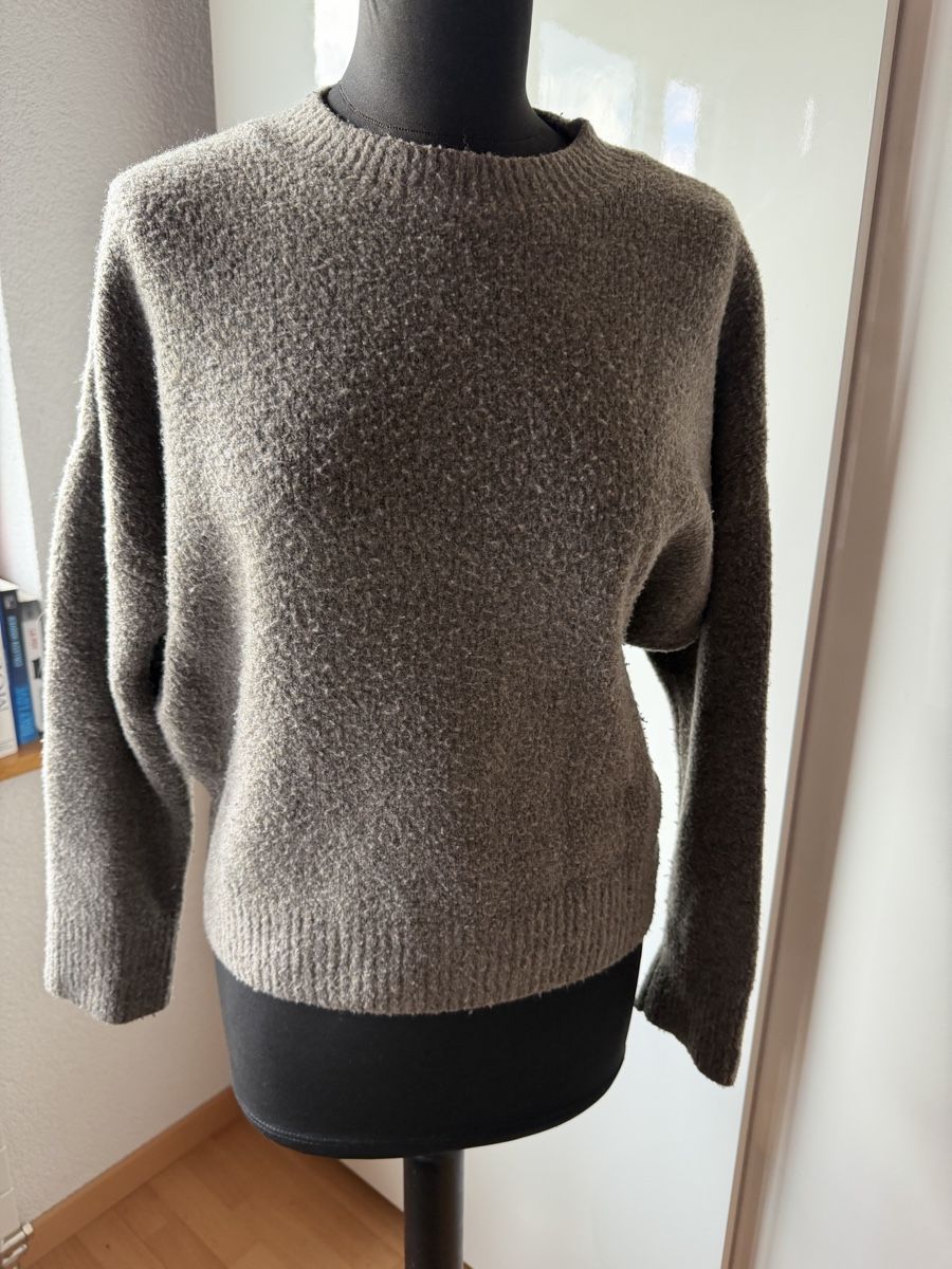 Zara Pulls & Sweat-shirts: Pull Zara – D'occasion à Boudry par asmdgr135