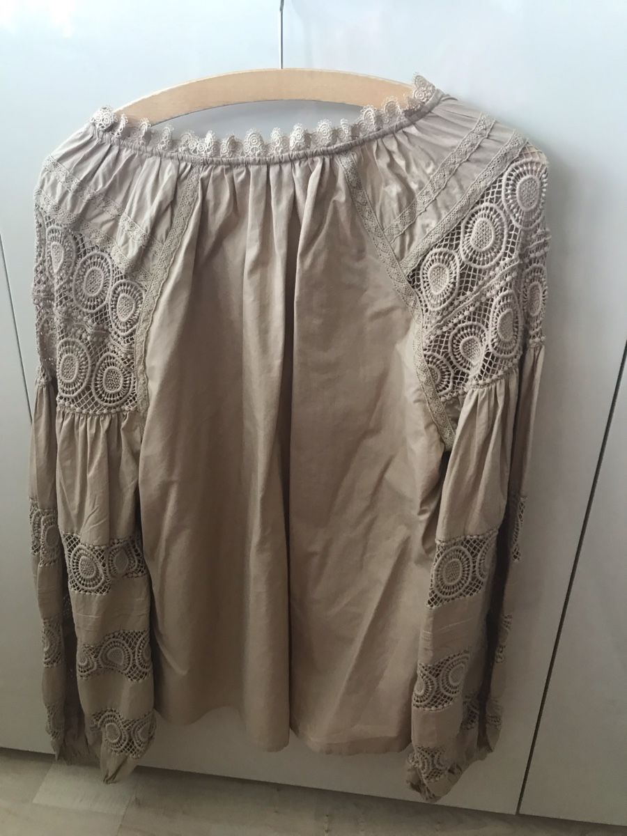Top: Ibana - top beige avec guipure – Nuovo (secondo la descrizione) da Pully venduto da avben 2