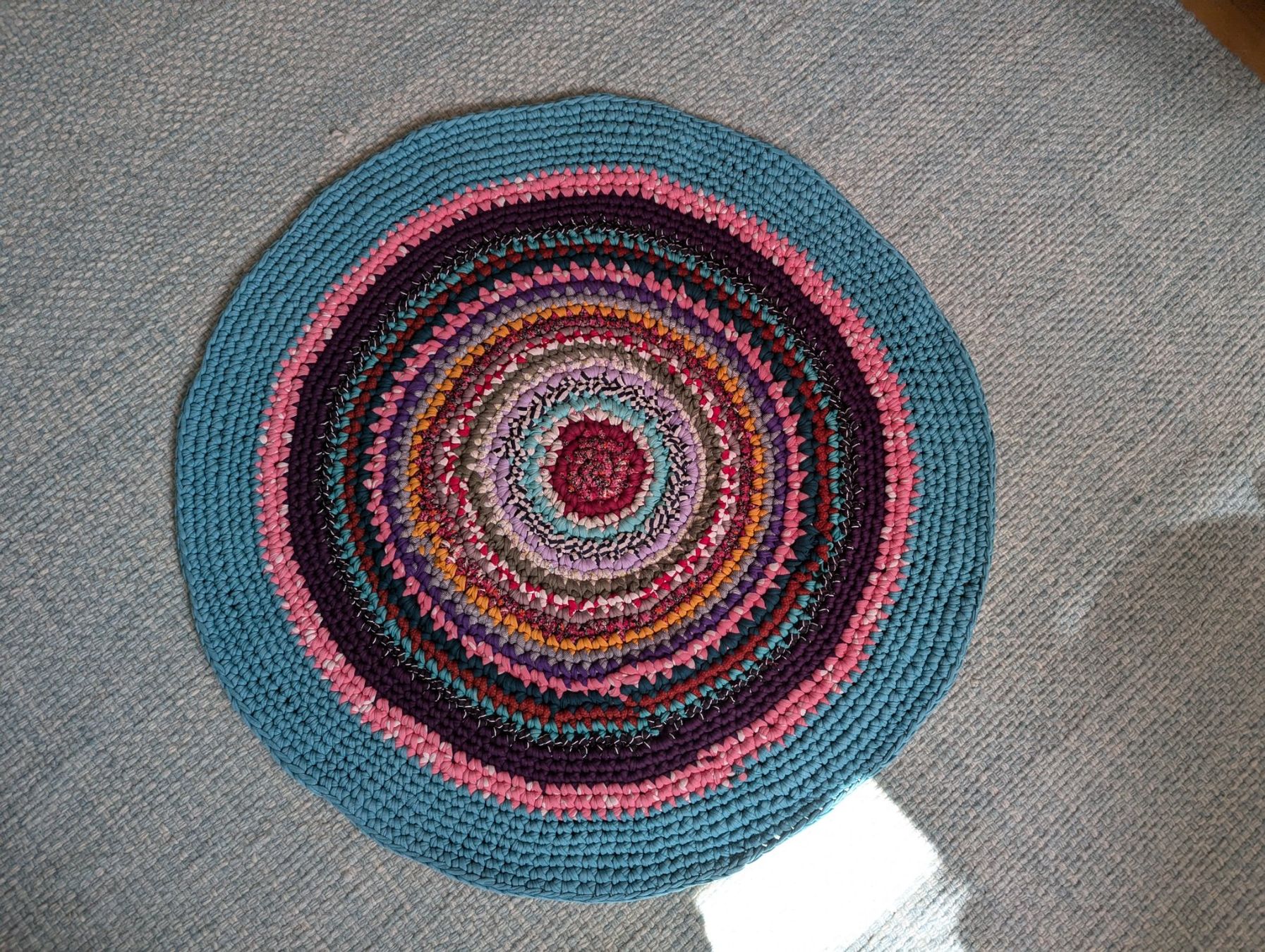 Teppiche: Teppich und handgeknüpft, neu – Neu (gemäss Beschreibung) aus Chur von Ronja777 1